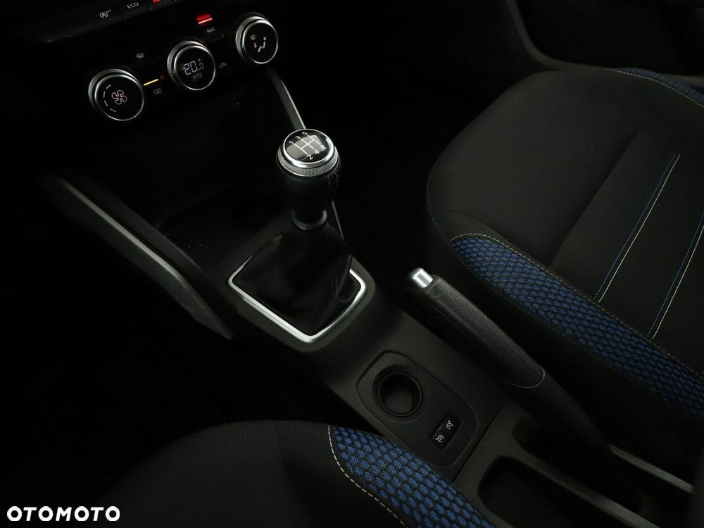 Dacia Duster TCe 100 2WD Celebration - 27