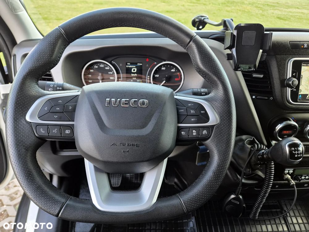 Iveco Daily - 28