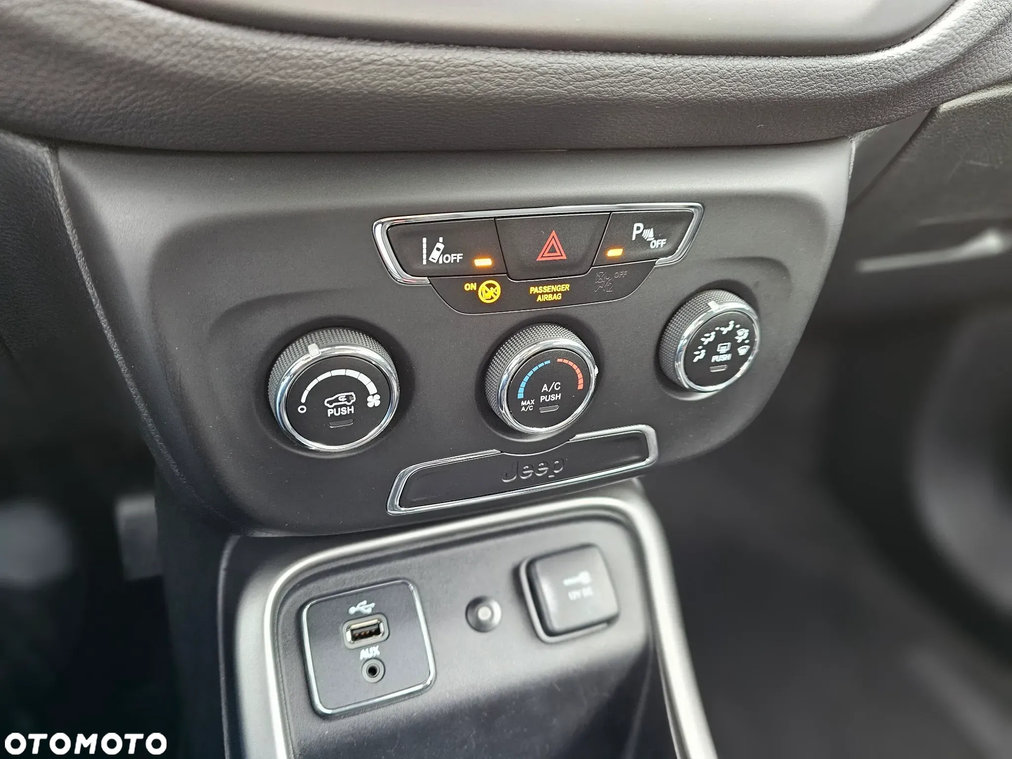 Jeep Compass 1.6 MJD Longitude FWD S&S - 17