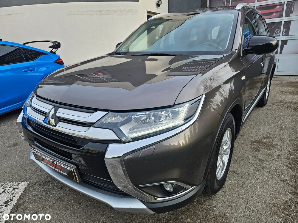 Mitsubishi Outlander 2.0 City Style 2WD - 4