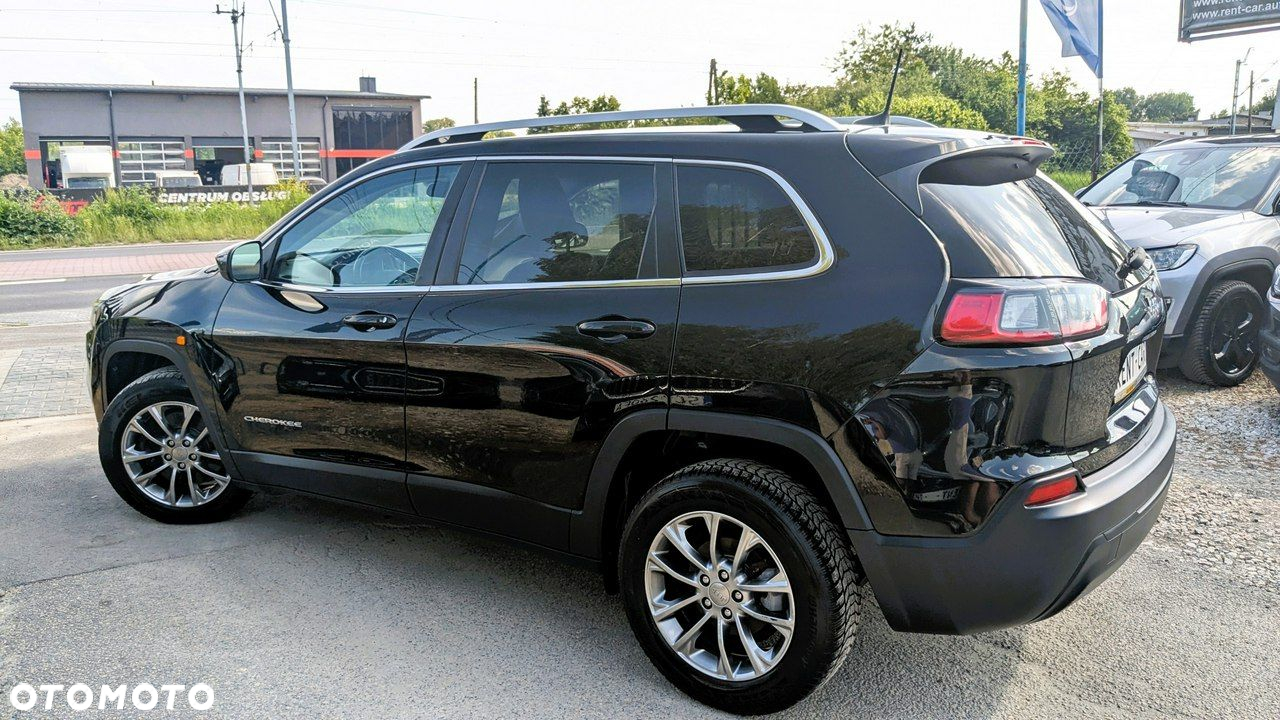 Jeep Cherokee - 8