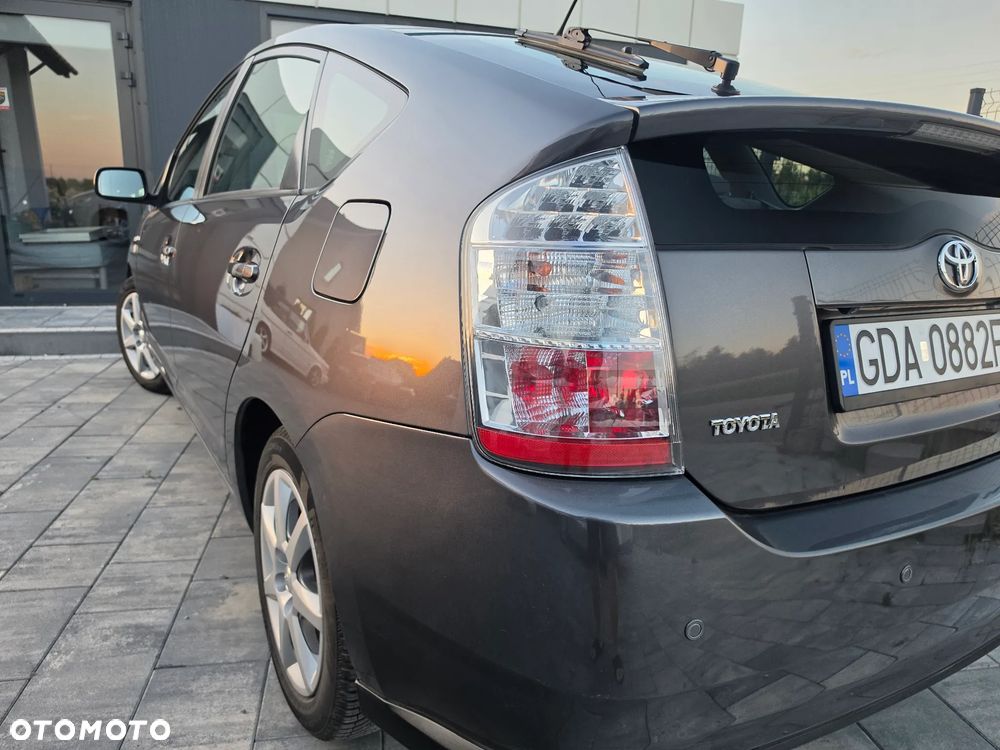 Toyota Prius - 28