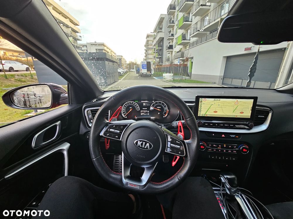 Kia ProCeed 1.6 T-GDI GT DCT - 12