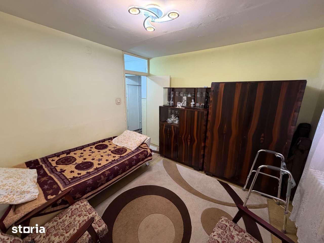 Apartament 2 camere, etaj 1 - zona Cetate — fotografia 3