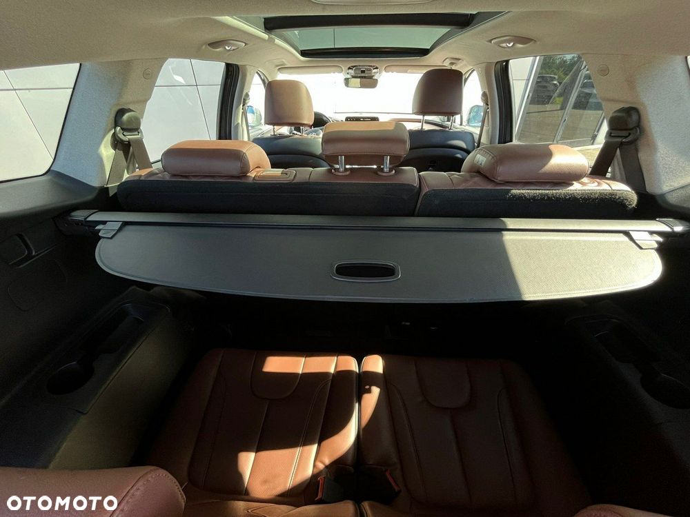 Hyundai Santa Fe - 16