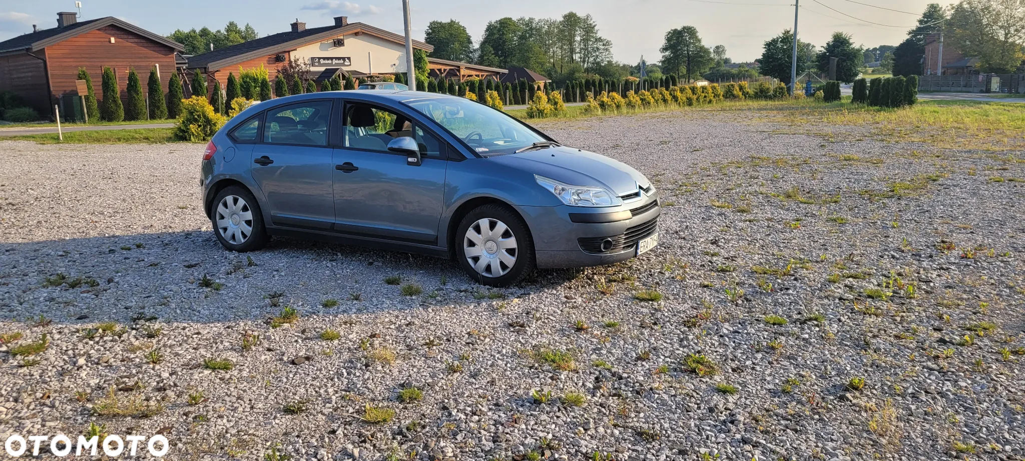 Citroën C4 1.4 16V Magic - 4