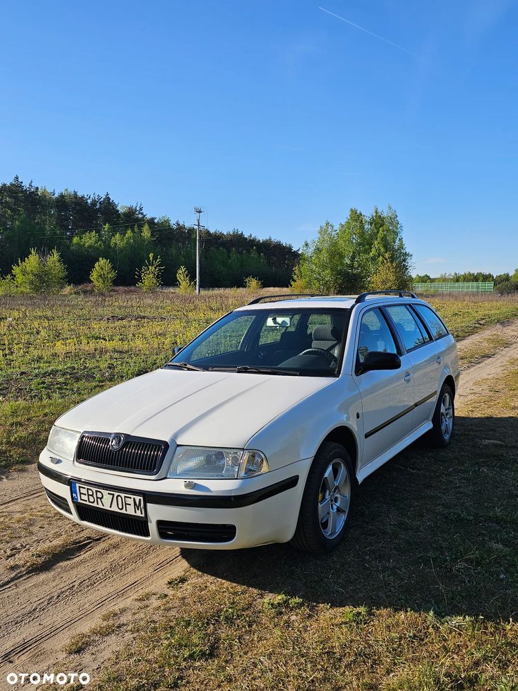 Skoda Octavia 2002 photo 4