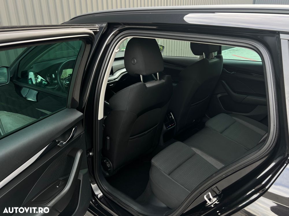Skoda Octavia 2.0 TDI DSG First Edition - 8