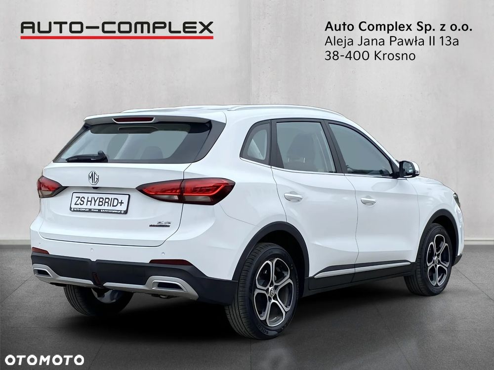 MG ZS Hybrid+ - 5