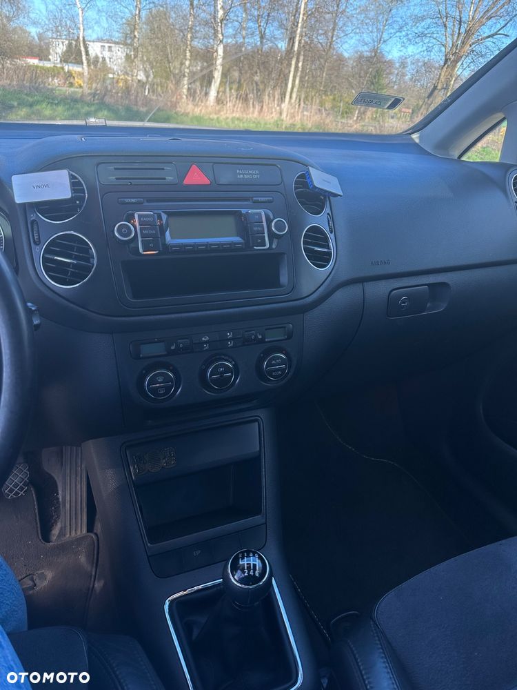 Volkswagen Golf Plus 2.0 TDI Comfortline - 18