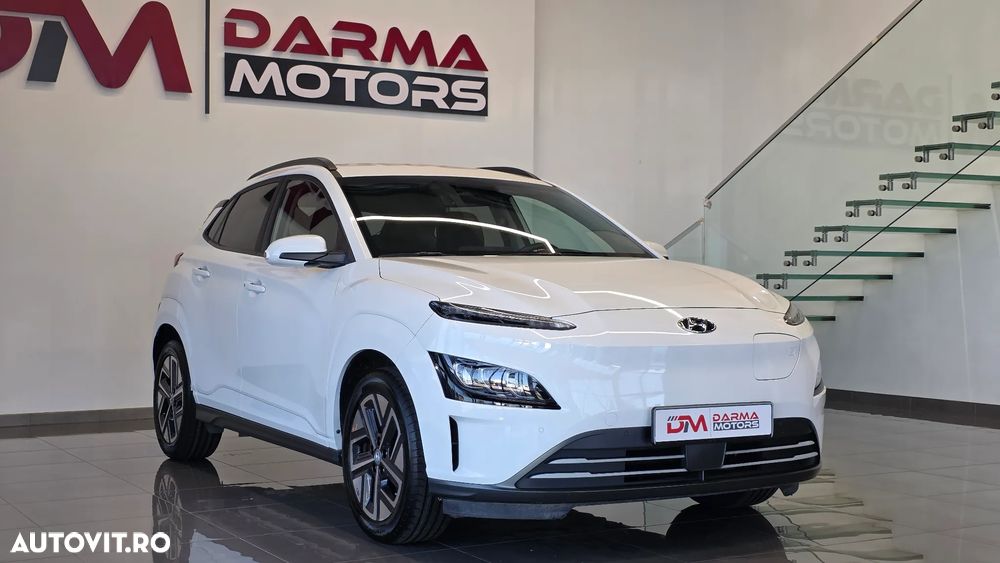 Hyundai KONA Select - 3