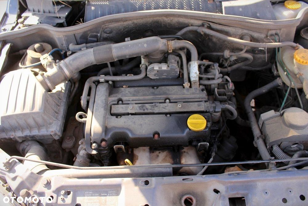 Opel Combo C 2010 1.4i Z14XEP (MASKA, ZDERZAK, LAMPA, BŁOTNIK, DRZWI, SZYBA, FOTEL) - 7