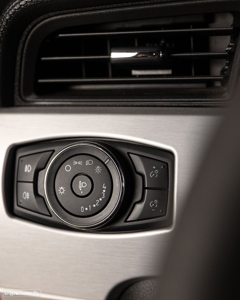 Ford Mustang 2.3 Eco Boost - 21