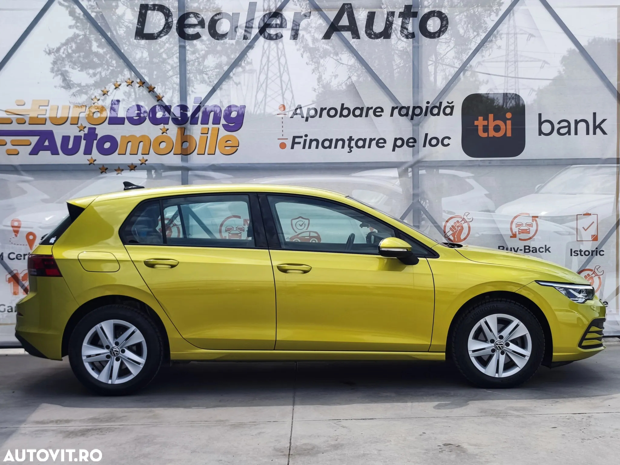 Volkswagen Golf 1.5 eTSI ACT DSG MHEV Life - 4