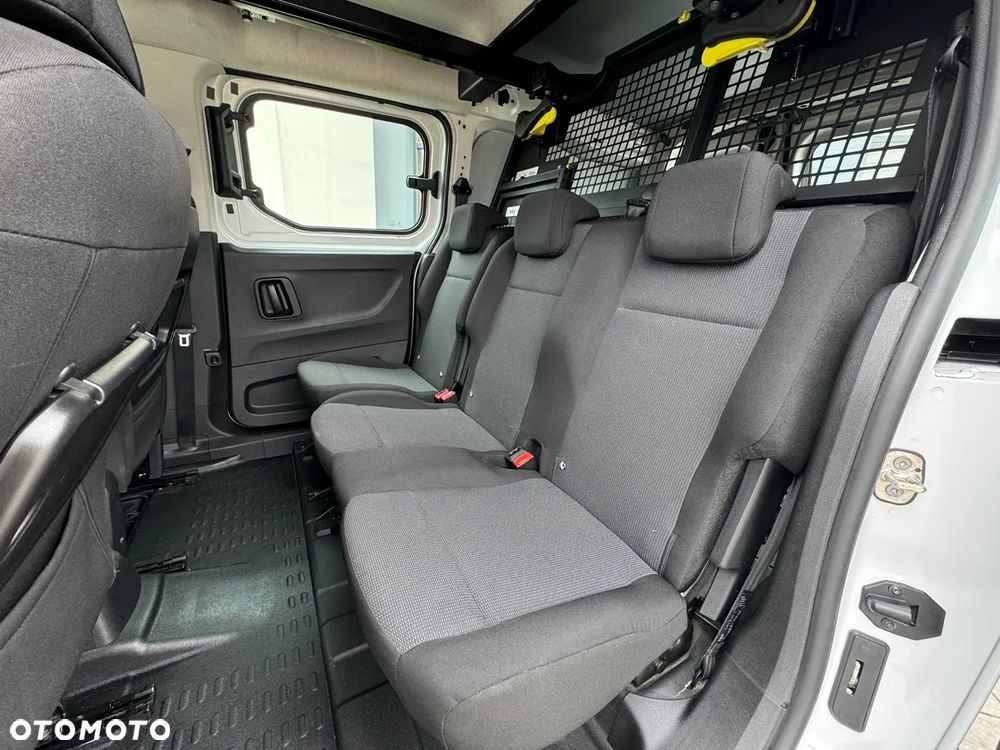 Toyota Proace City - 16