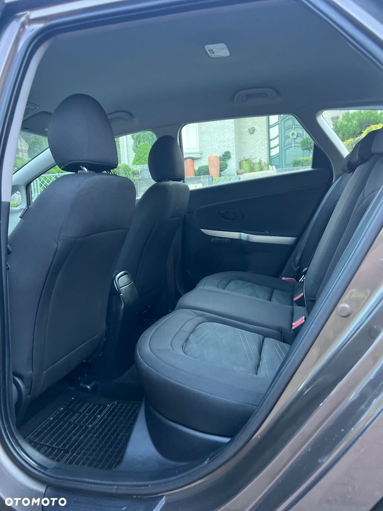 Kia Ceed 1.6 GDI Spirit - 16