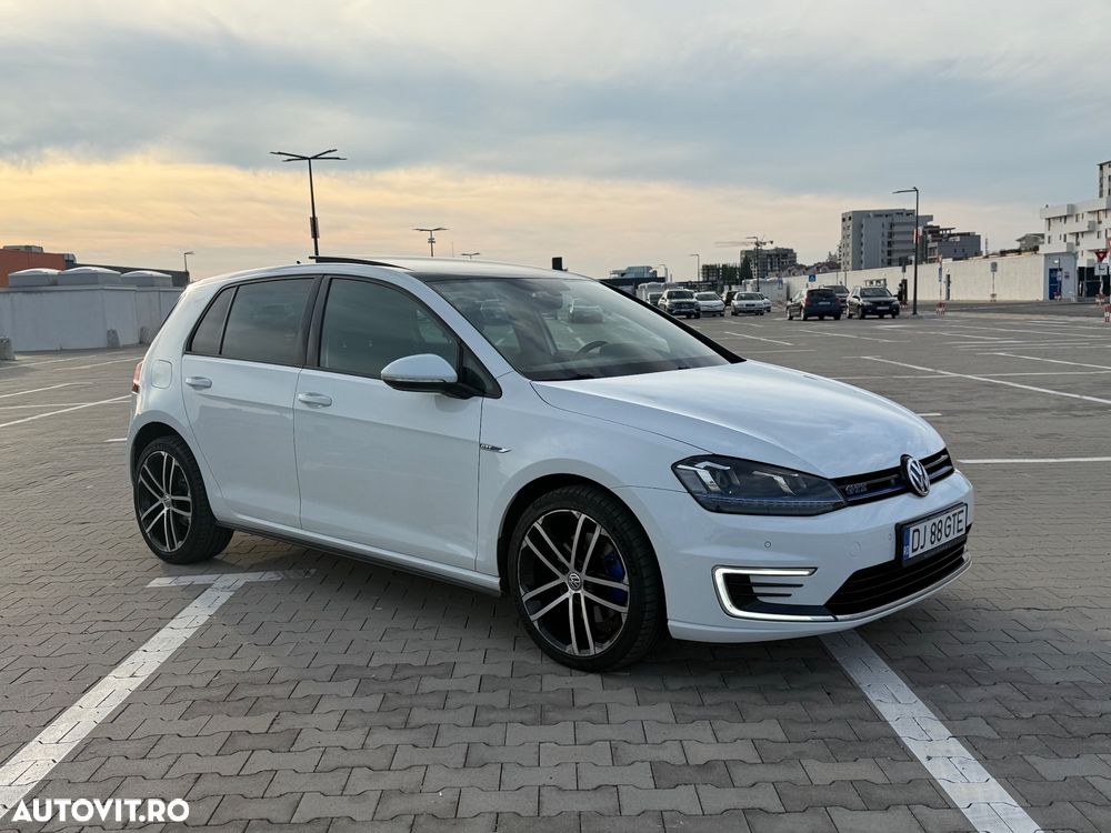 Volkswagen Golf Standard - 7