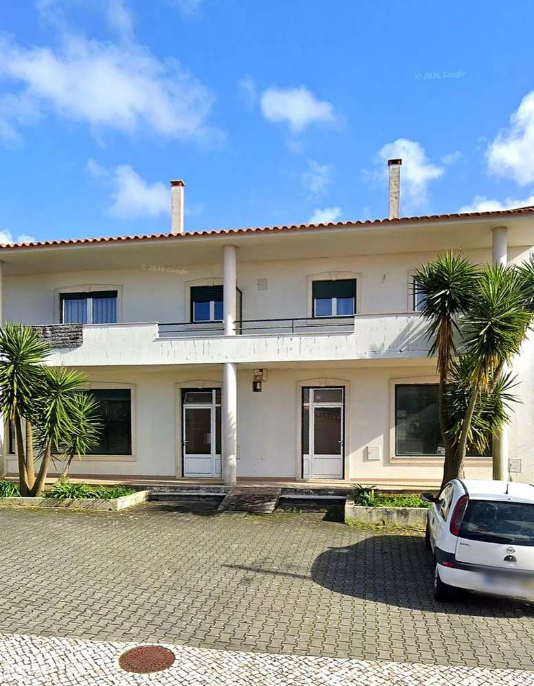 Alugo lojas em pinheiros Leiria - Grande imagem: 2/8