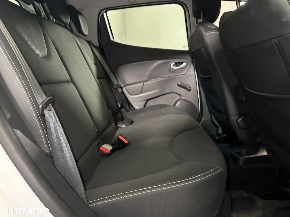 Renault Clio - 13
