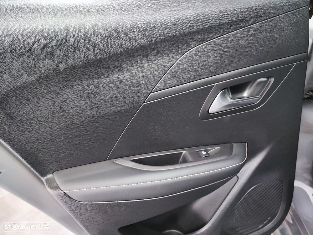 Peugeot 208 1.2 Hybrid Allure e-DCS6 - 25