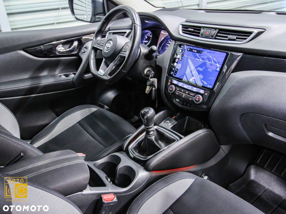 Nissan Qashqai 1.2 DIG-T N-Connecta EU6 - 15