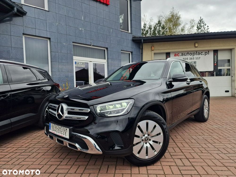 Mercedes-Benz GLC 300 e PHEV 4-Matic Avantgarde - 2