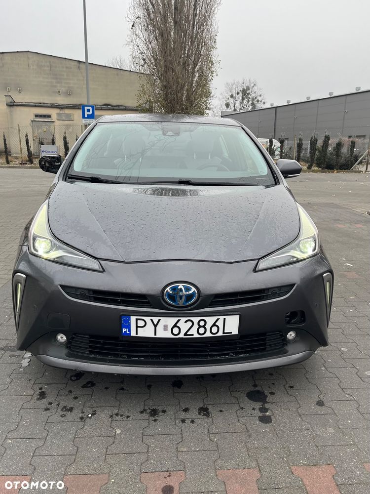 Toyota Prius Hybrid - 1