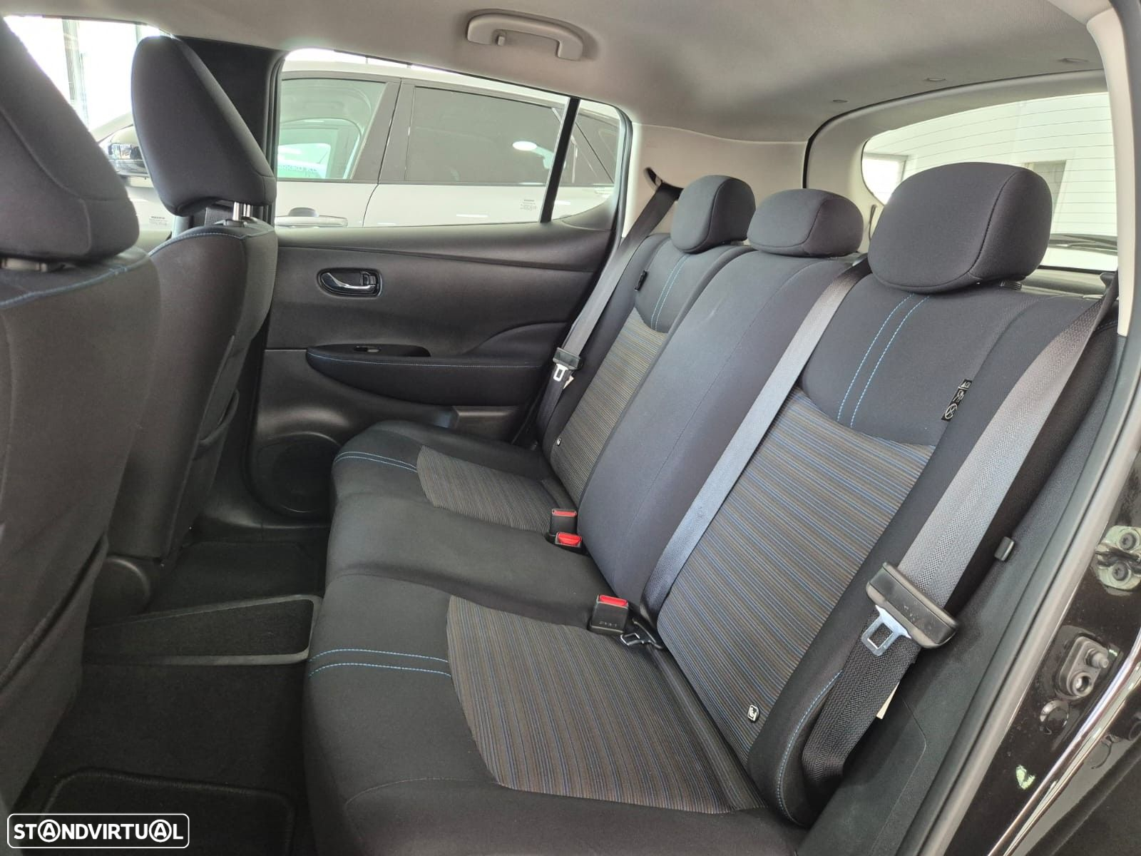 Nissan Leaf N-Connecta - 10