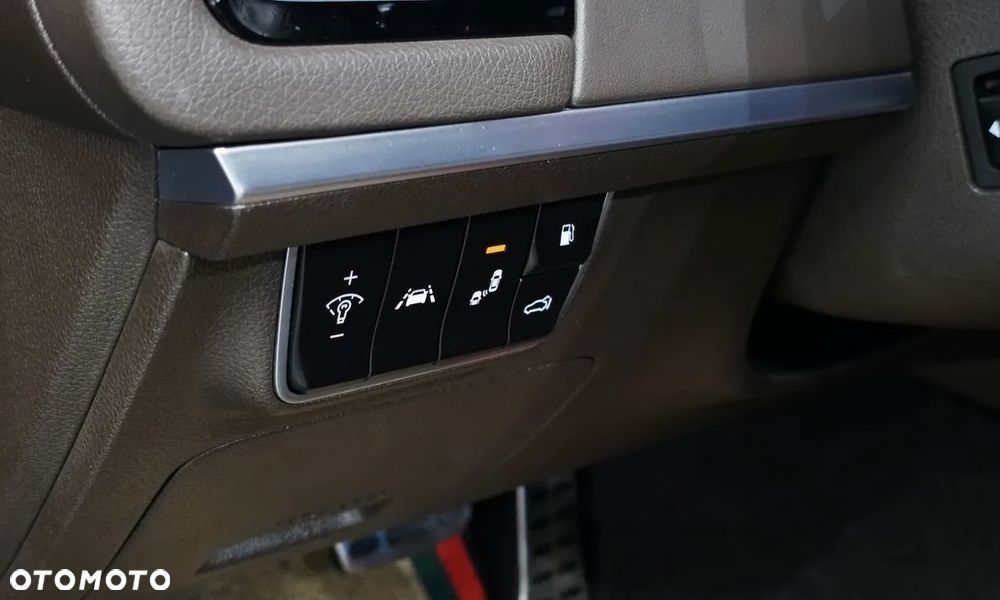 Kia Stinger 2.0 T-GDI GT Line - 16