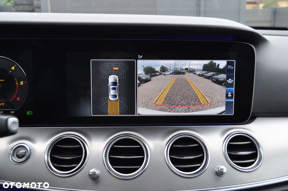 Mercedes-Benz Klasa E 220 d T 9G-TRONIC Exclusive - 26