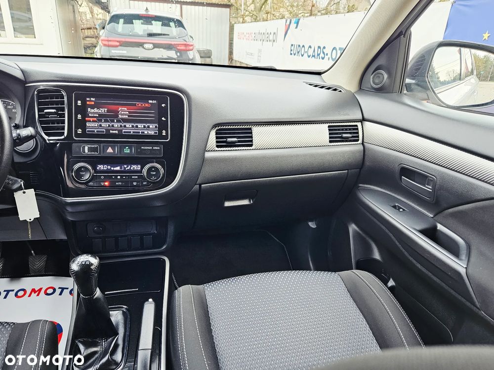 Mitsubishi Outlander 2.0 City Style 2WD - 25
