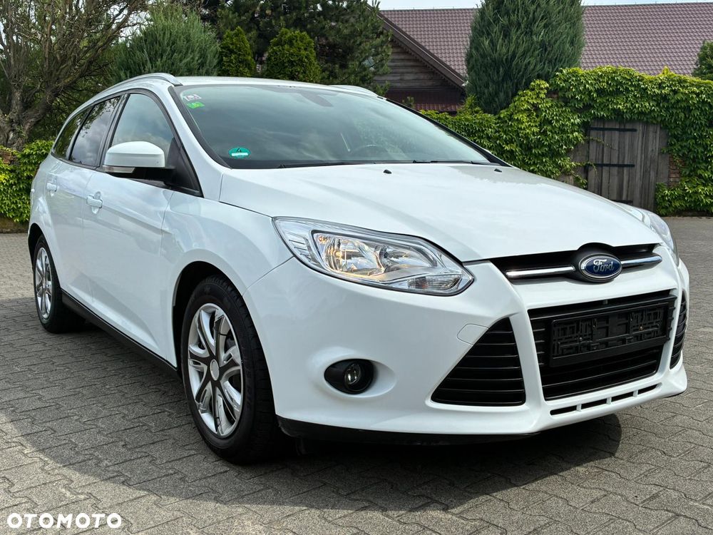 Ford Focus 1.6 TDCi DPF Start-Stopp-System SYNC Edition - 13