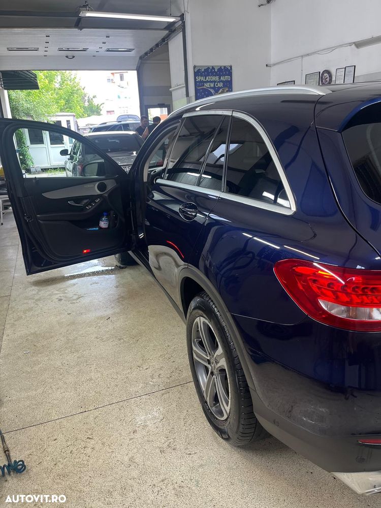 Mercedes-Benz GLC 220 d 4MATIC - 6