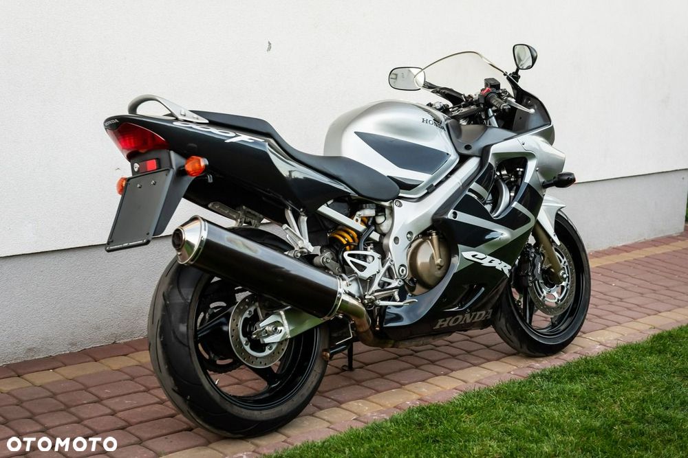 Honda CBR - 4