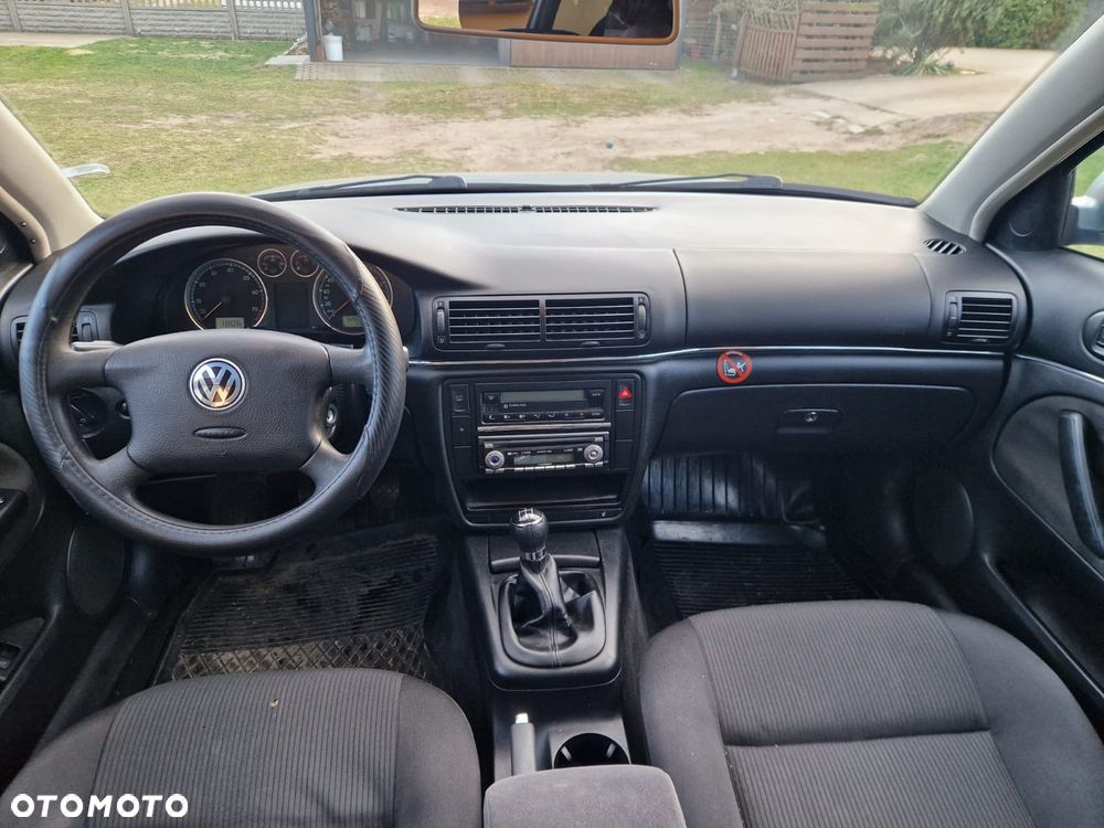 Volkswagen Passat - 8