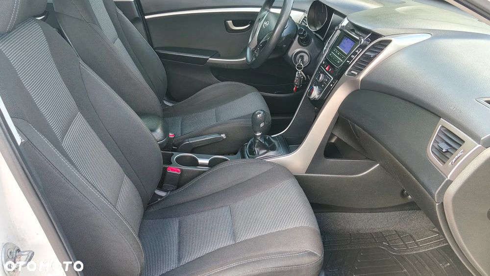 Hyundai i30 1.4 Classic - 6