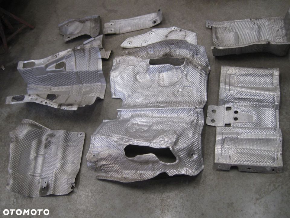 AUDI A6 C7 SEDAN OSŁONA OSŁONY TERMICZNE KOMPLET