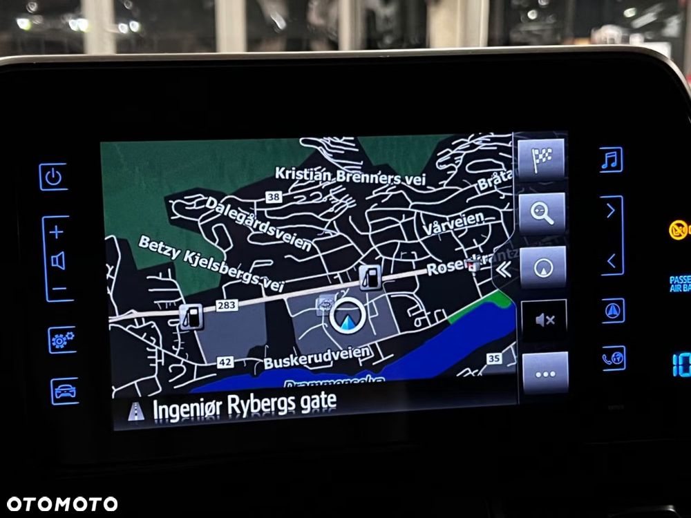 Toyota C-HR Lounge - 20