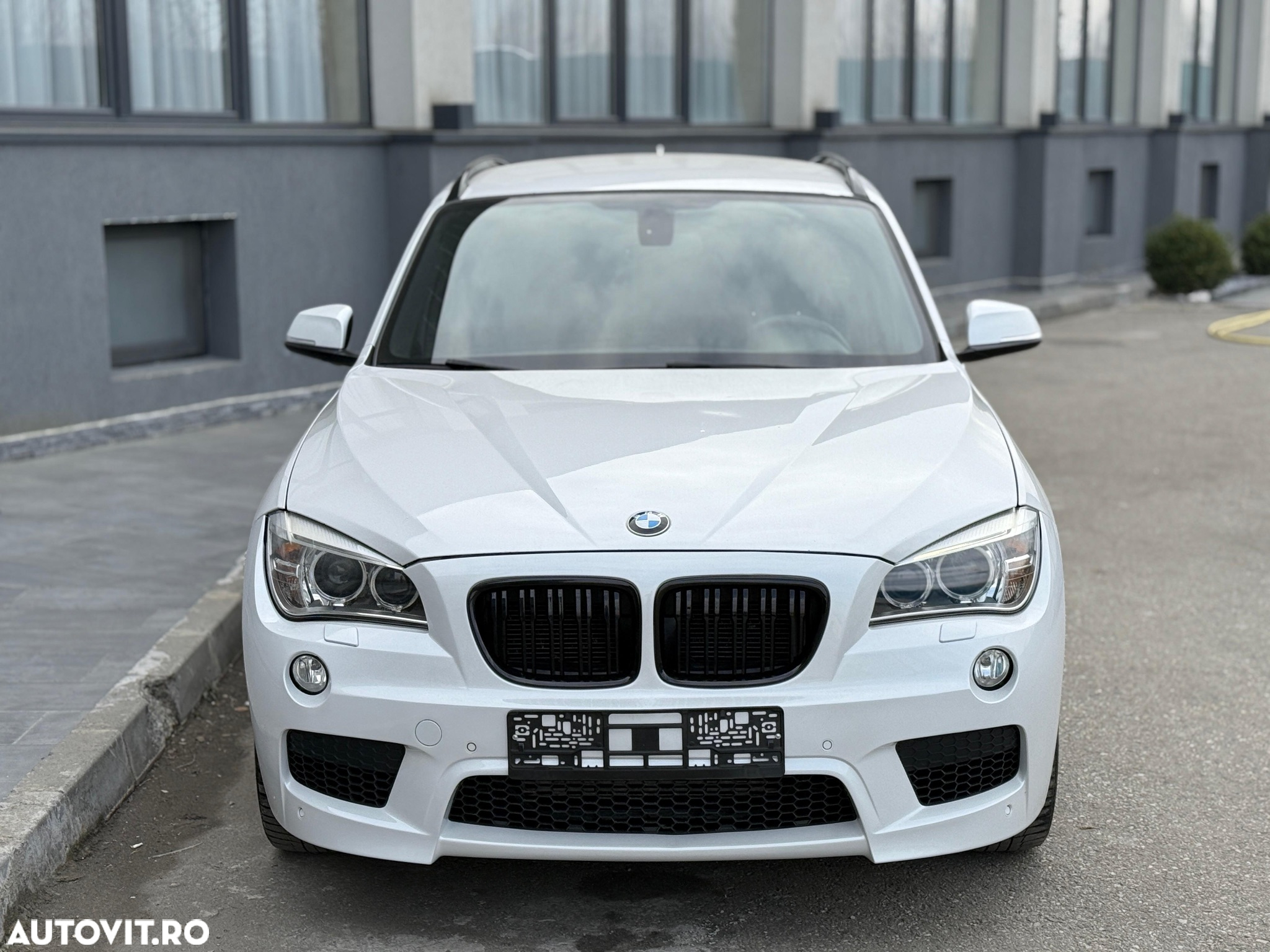 BMW X1 xDrive20d Aut. Sport Line - 10