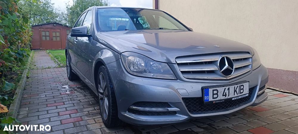 Mercedes-Benz C - 4