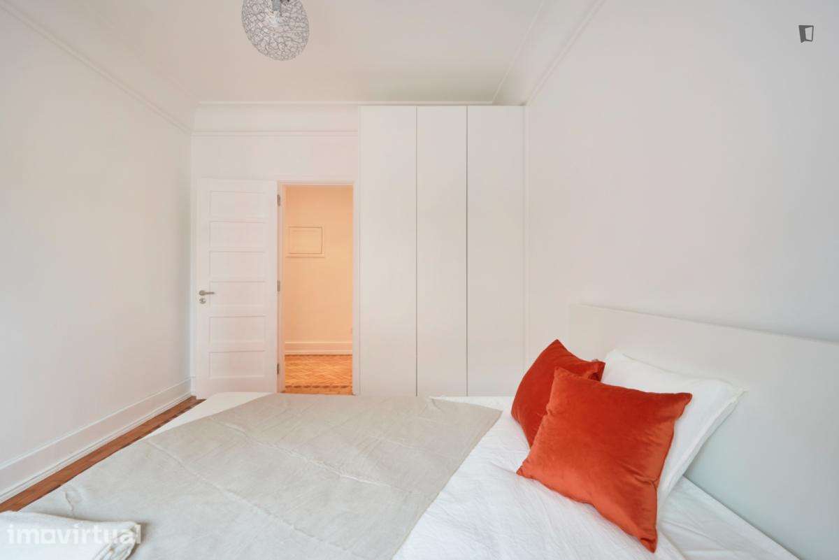 Quarto - localizado em Amoreiras Lisbon - Grande imagem: 3/20