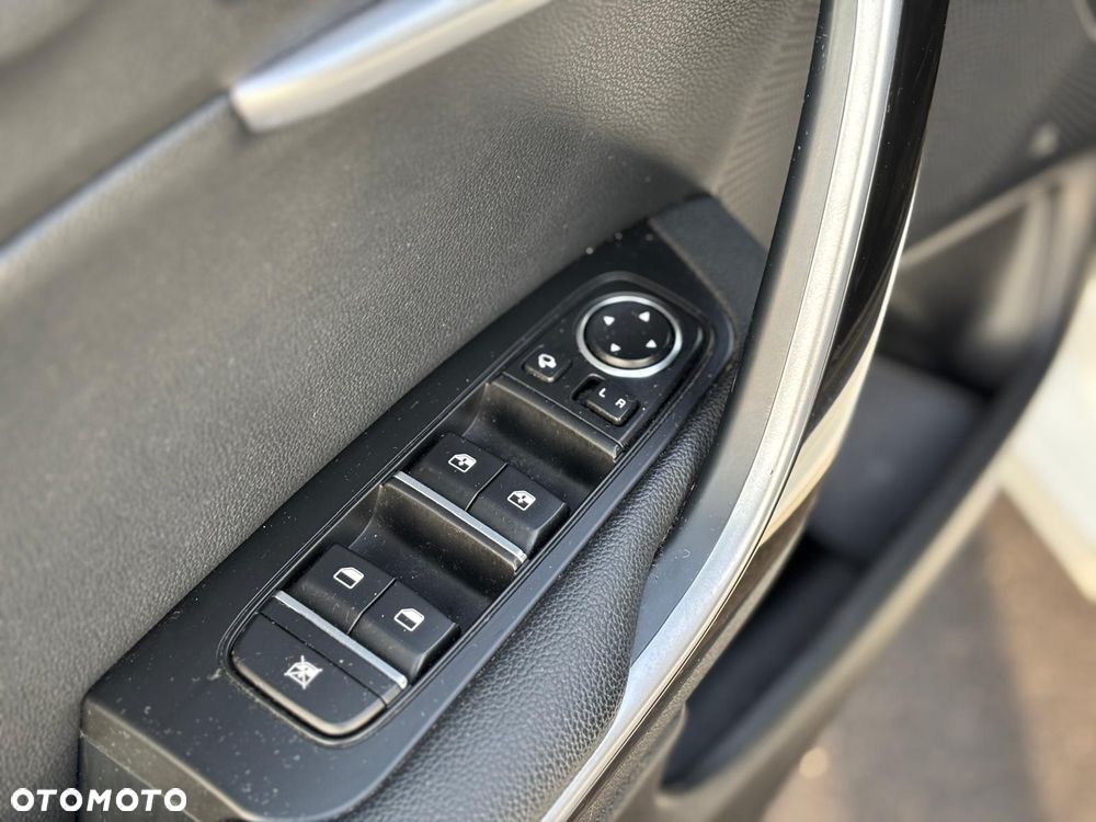 Kia Ceed 1.6 CRDi SCR L Business Line Plus - 17