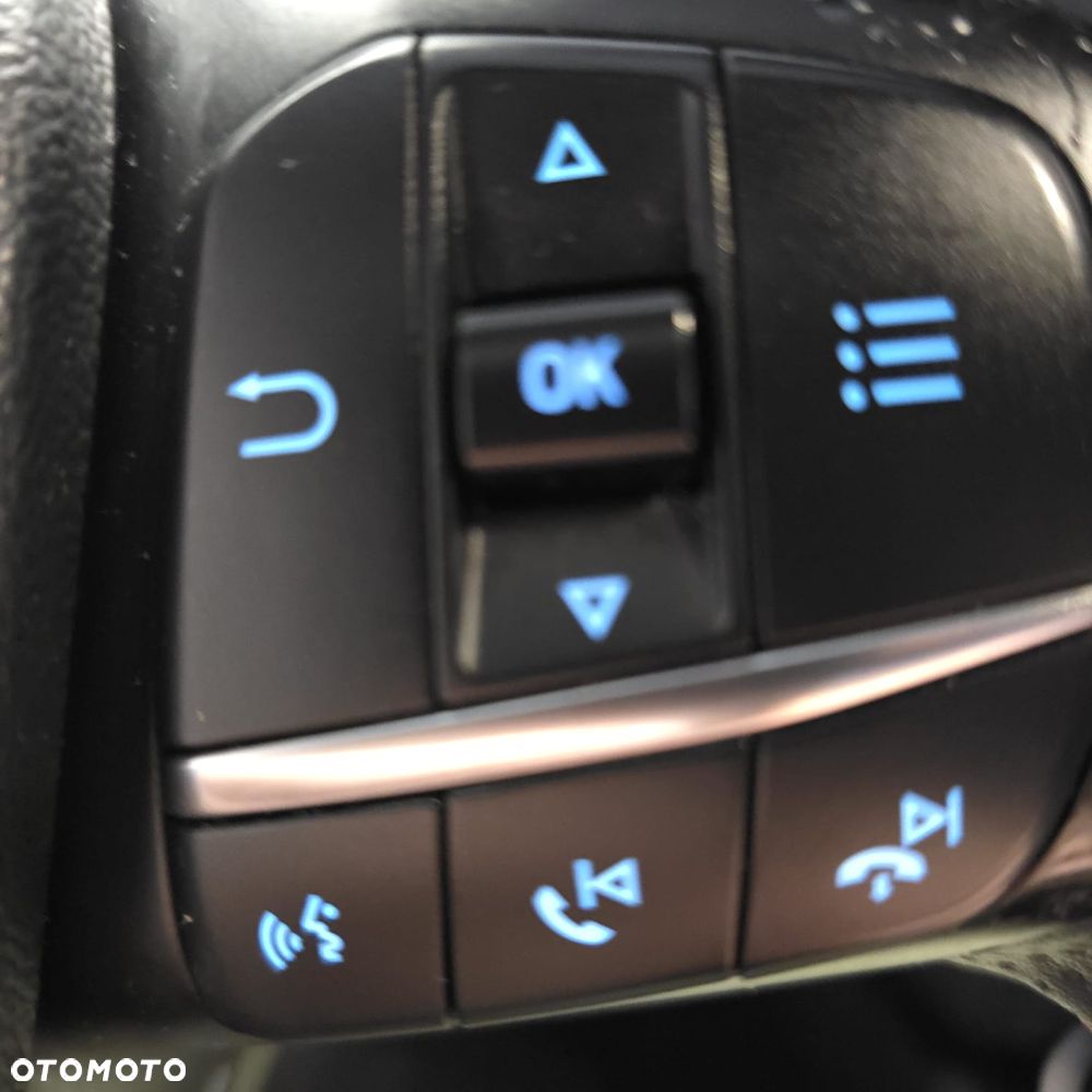 Ford Focus 1.5 EcoBlue STart-Stopp-System ST-LINE X - 23