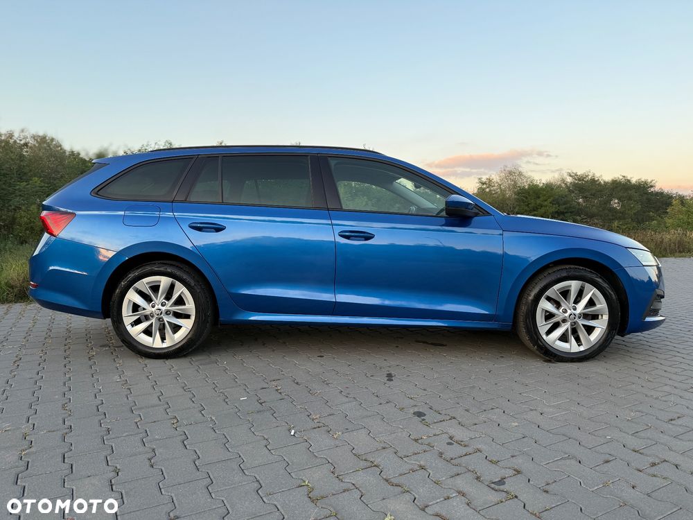 Skoda Octavia 2.0 TDI Ambition DSG - 9