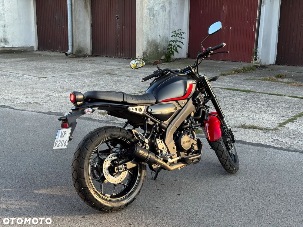 Yamaha XSR - 8