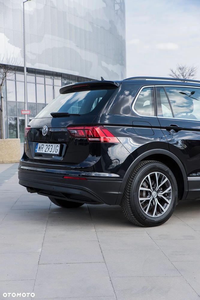 Volkswagen Tiguan 2.0 TDI SCR Elegance - 12