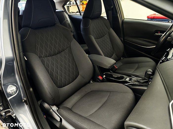 Toyota Corolla - 37