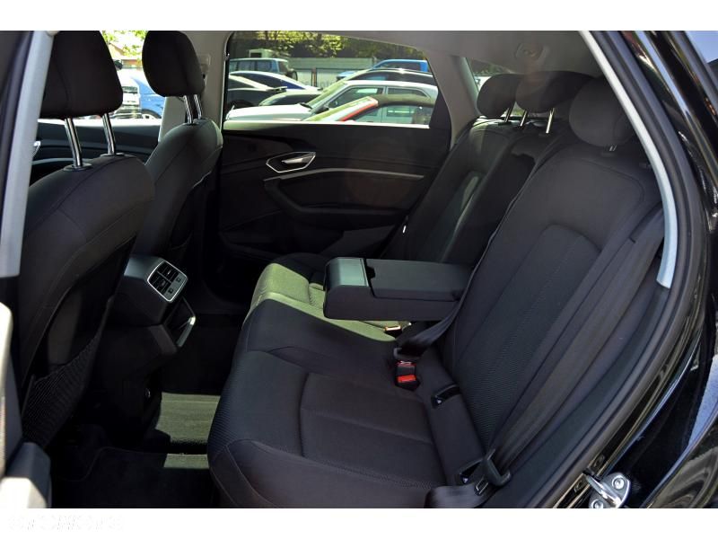 Audi e-tron 50 Quattro - 15