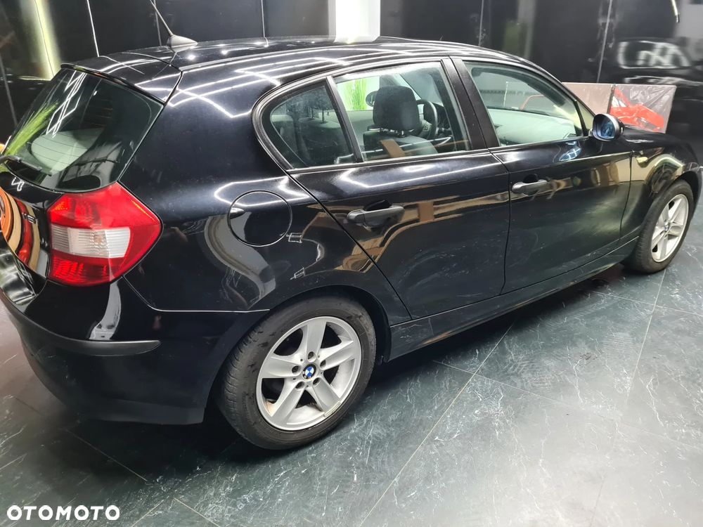 BMW Seria 1 - 21