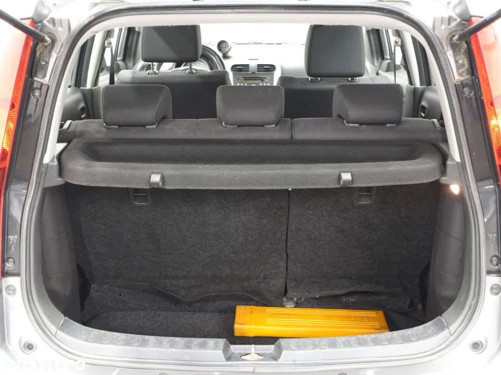 Suzuki Splash - 24